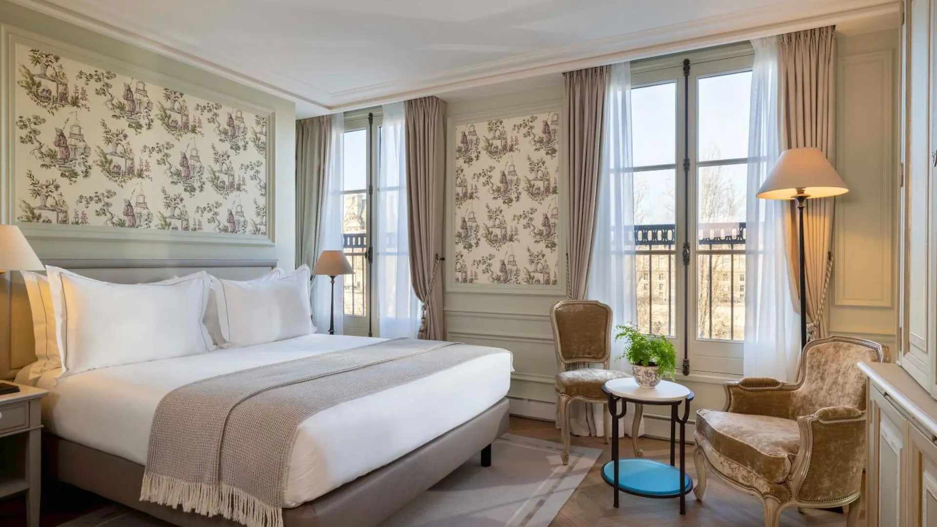 Du Quai Voltaire Hotel