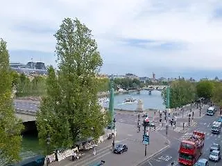 Du Quai Voltaire 3* Parijs