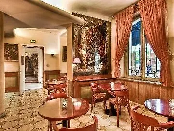 Hotel Du Quai Voltaire Parijs